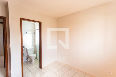 Suíte de apartamento à venda com 3 quartos, 72m² em Santa Efigênia, Belo Horizonte