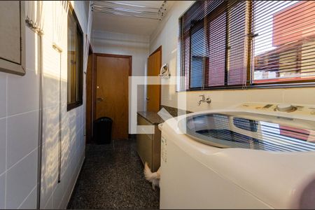 Apartamento para alugar com 110m², 3 quartos e 2 vagas Apartamento para alugar com 110m², 3 quartos e 2 vagasÁrea de serviço