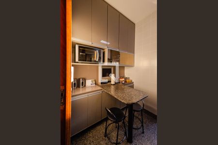 Apartamento para alugar com 110m², 3 quartos e 2 vagas Apartamento para alugar com 110m², 3 quartos e 2 vagasCozinha