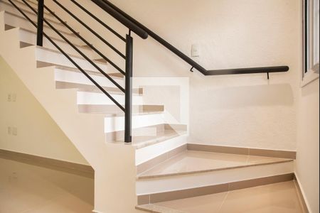 Sala de casa para alugar com 2 quartos, 80m² em Mirandópolis, São Paulo