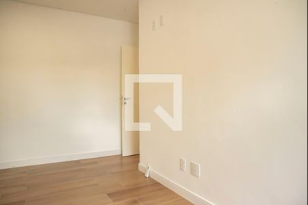 Casa para alugar com 80m², 2 quartos e 2 vagas Casa para alugar com 80m², 2 quartos e 2 vagasSuíte