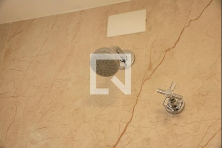 Casa para alugar com 80m², 2 quartos e 2 vagas Casa para alugar com 80m², 2 quartos e 2 vagasBanheiro