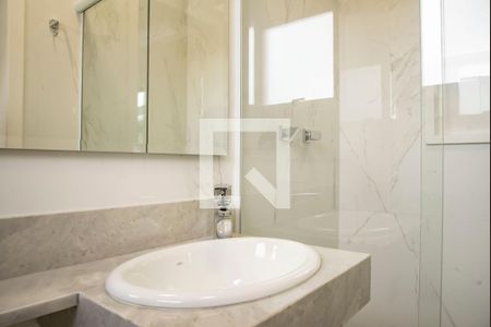 Casa para alugar com 80m², 2 quartos e 2 vagas Casa para alugar com 80m², 2 quartos e 2 vagasBanheiro da Suíte