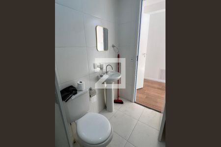 Banheiro de apartamento para alugar com 1 quarto, 24m² em Jardim Prudência, São Paulo