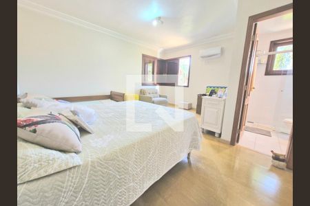 Casa à venda com 1320m², 5 quartos e 4 vagas Casa à venda com 1320m², 5 quartos e 4 vagasSuíte 1