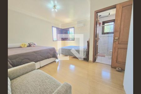 Casa à venda com 1320m², 5 quartos e 4 vagas Casa à venda com 1320m², 5 quartos e 4 vagasSuíte 3