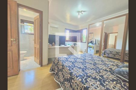 Casa à venda com 1320m², 5 quartos e 4 vagas Casa à venda com 1320m², 5 quartos e 4 vagasSuíte 2