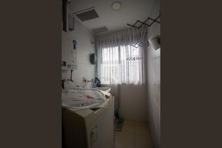 Apartamento à venda com 66m², 2 quartos e 1 vaga Apartamento à venda com 66m², 2 quartos e 1 vagaCozinha e Área de Serviço