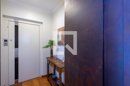 Apartamento à venda com 193m², 3 quartos e 4 vagasHall de entrada