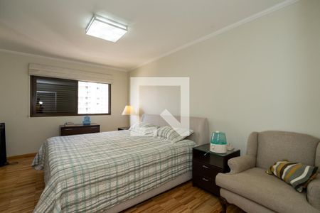 Apartamento à venda com 193m², 3 quartos e 4 vagasSuíte 1