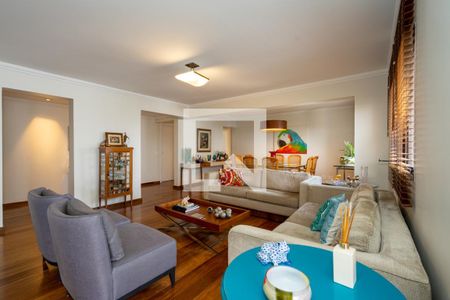 Apartamento à venda com 193m², 3 quartos e 4 vagasSala