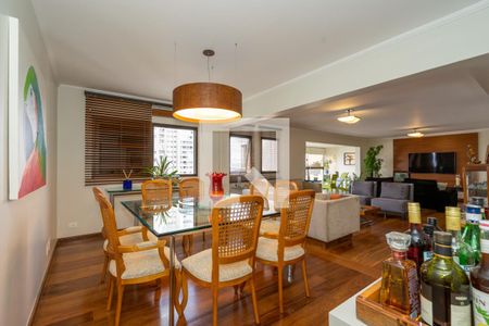Apartamento à venda com 193m², 3 quartos e 4 vagasSala de Jantar