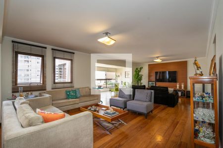 Apartamento à venda com 193m², 3 quartos e 4 vagasSala