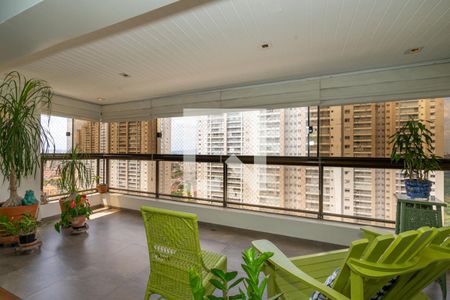 Apartamento à venda com 193m², 3 quartos e 4 vagasVaranda da Sala