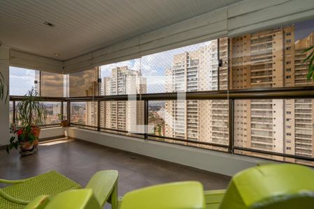 Apartamento à venda com 193m², 3 quartos e 4 vagasVaranda da Sala