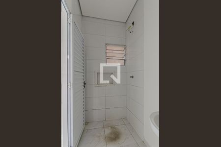 Banheiro de kitnet/studio para alugar com 1 quarto, 30m² em Cambuci, São Paulo