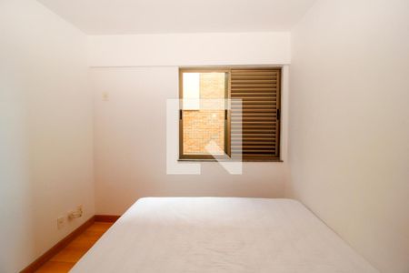 Quarto de apartamento para alugar com 1 quarto, 46m² em Funcionários, Belo Horizonte