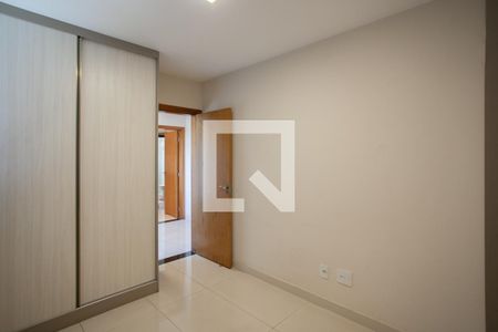Casa à venda com 180m², 3 quartos e 4 vagasQuarto 2