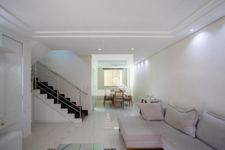 Sala de casa à venda com 3 quartos, 180m² em Trevo, Belo Horizonte