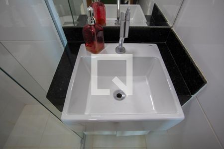 Casa à venda com 180m², 3 quartos e 4 vagasBanheiro Social