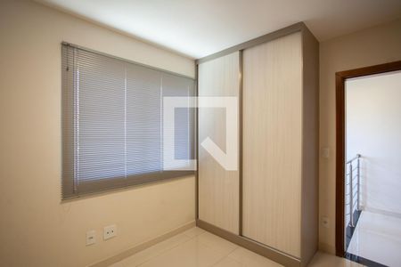 Casa à venda com 180m², 3 quartos e 4 vagasQuarto 2