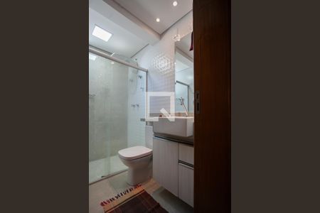 Casa à venda com 180m², 3 quartos e 4 vagasBanheiro da Suíte