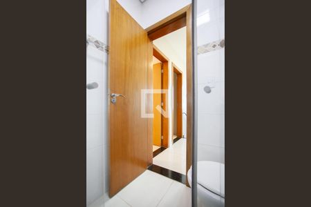 Casa à venda com 180m², 3 quartos e 4 vagasBanheiro Social