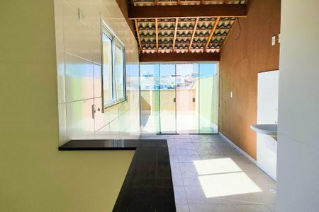 Apartamento à venda com 98m², 2 quartos e sem vagaAcesso a Cobertura