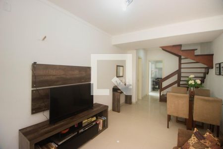 Sala de casa de condomínio para alugar com 3 quartos, 140m² em Jardim Itu, Porto Alegre