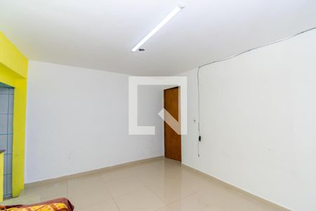 Sala de casa para alugar com 2 quartos, 100m² em Parque Savoy City, São Paulo