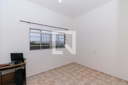 Quarto 2 de casa para alugar com 2 quartos, 100m² em Parque Savoy City, São Paulo