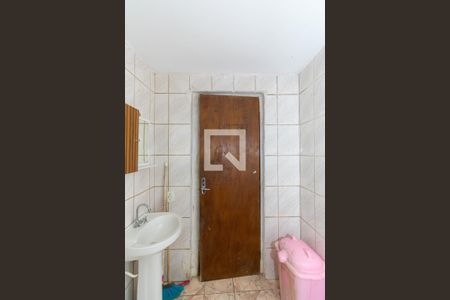 Casa para alugar com 100m², 2 quartos e 2 vagasBanheiro