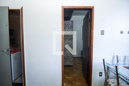Quarto 1 de apartamento para alugar com 2 quartos, 55m² em Centro, Belo Horizonte