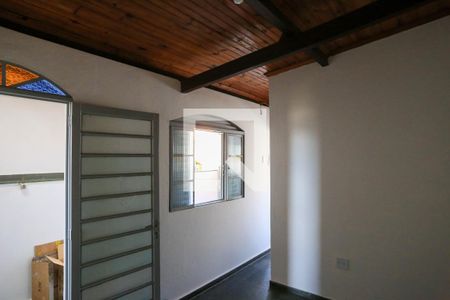 Casa para alugar com 1 quarto, 25m² em Paraíso, Belo Horizonte