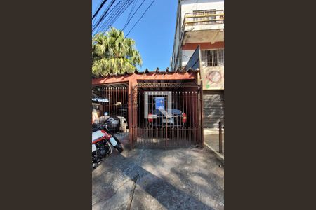 Casa para alugar com 37m², 1 quarto e sem vaga Casa para alugar com 37m², 1 quarto e sem vagaFachada