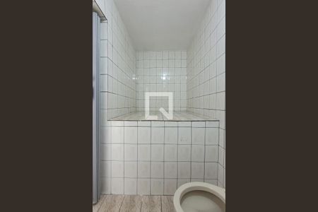 Casa para alugar com 37m², 1 quarto e sem vaga Casa para alugar com 37m², 1 quarto e sem vagaBanheiro