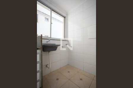 Apartamento à venda com 70m², 2 quartos e 1 vaga Apartamento à venda com 70m², 2 quartos e 1 vagaCozinha e Área de Serviço