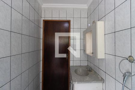 Banheiro de casa para alugar com 2 quartos, 78m² em Vila Nova Carolina, São Paulo