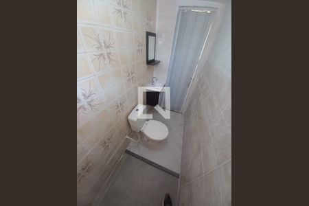 Casa para alugar com 65m², 1 quarto e 1 vaga Casa para alugar com 65m², 1 quarto e 1 vagaBanheiro