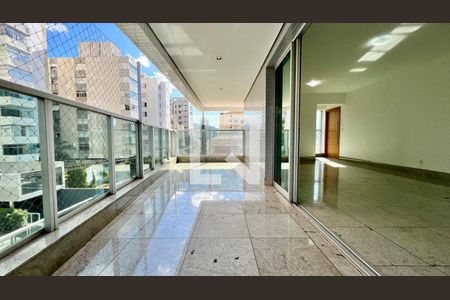 varanda de apartamento à venda com 4 quartos, 162m² em Carmo, Belo Horizonte