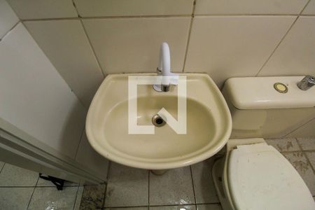 Apartamento para alugar com 52m², 2 quartos e sem vagaBanheiro