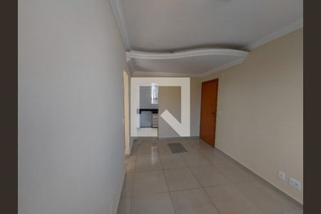 Sala de apartamento para alugar com 2 quartos, 50m² em Cabral, Contagem