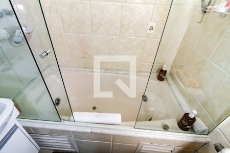 Apartamento à venda com 117m², 3 quartos e 2 vagasBanheiro da Suíte - Banheira