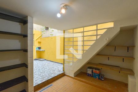 Casa à venda com 90m², 2 quartos e 1 vagaÁrea de Serviço