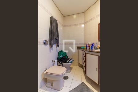 Apartamento à venda com 186m², 4 quartos e 3 vagasBanheiro da Suíte 2