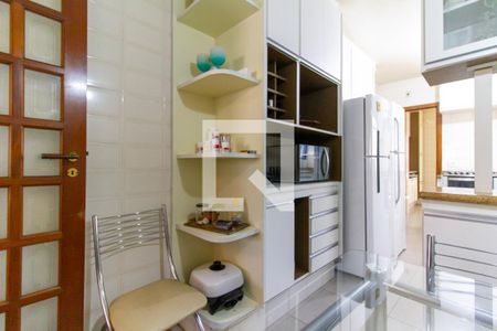 Apartamento à venda com 186m², 4 quartos e 3 vagasCopa