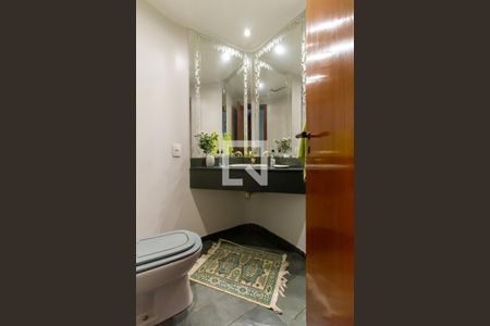 Apartamento à venda com 186m², 4 quartos e 3 vagasLavabo