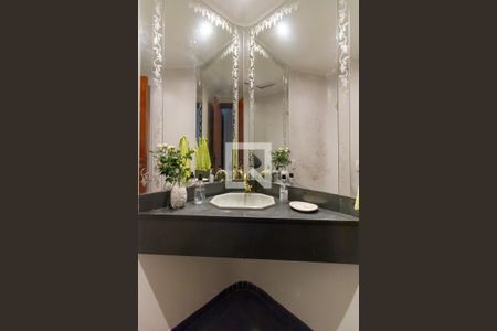 Apartamento à venda com 186m², 4 quartos e 3 vagasLavabo