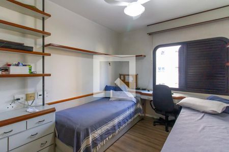 Apartamento à venda com 186m², 4 quartos e 3 vagasQuarto 2