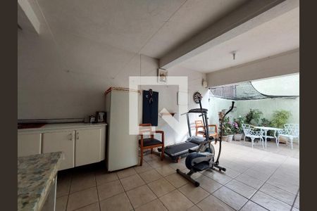 Casa à venda com 225m², 3 quartos e 2 vagasSalão de festa/Academia